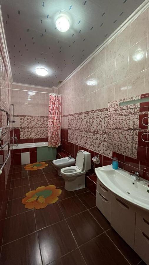 Rosa Roze Luxe House Hotel Karagandy Exterior foto